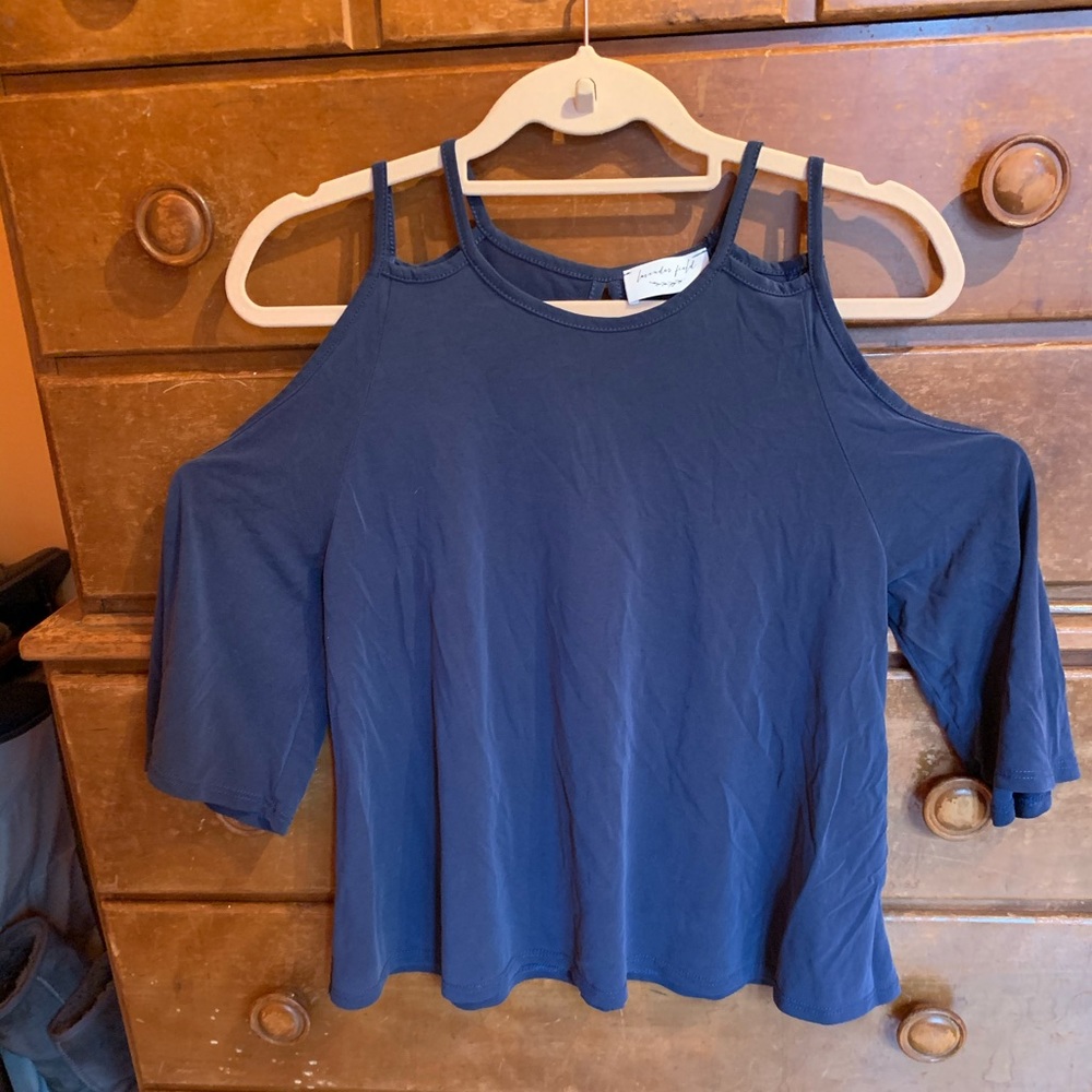 Flowy blue blouse